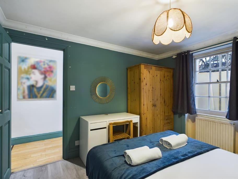 Cavendish Apartment